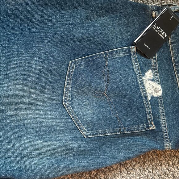 RALPH LAUREN LADIES EMBROIDERY RELAXED TAPER DENIM JEANS - Picture 5 of 8
